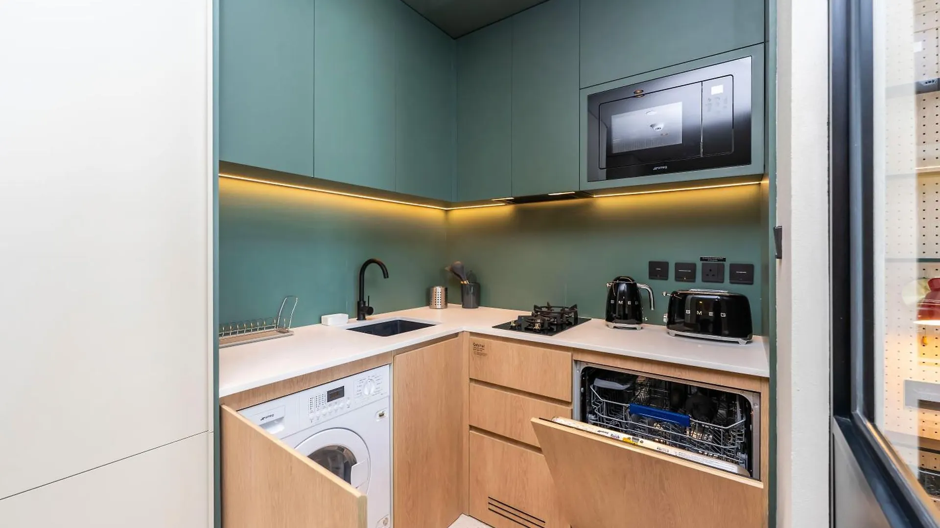두바이 Fam Living - Upside Living - Wfh Friendly-Business Bay 아파트
