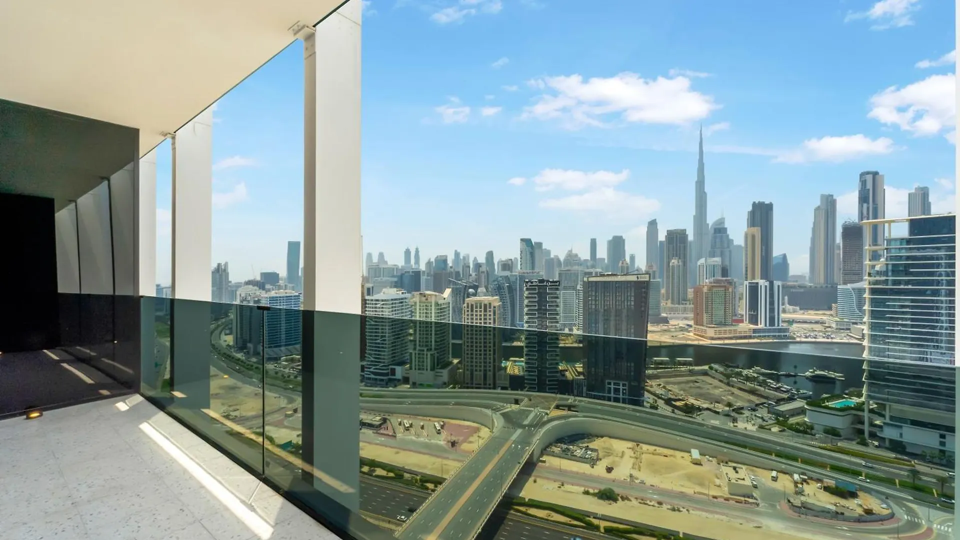 두바이 Fam Living - Upside Living - Wfh Friendly-Business Bay 아파트