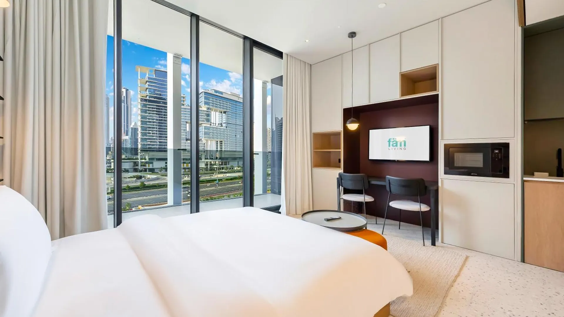 Fam Living - Upside Living - Wfh Friendly-Business Bay Apartment Dubai