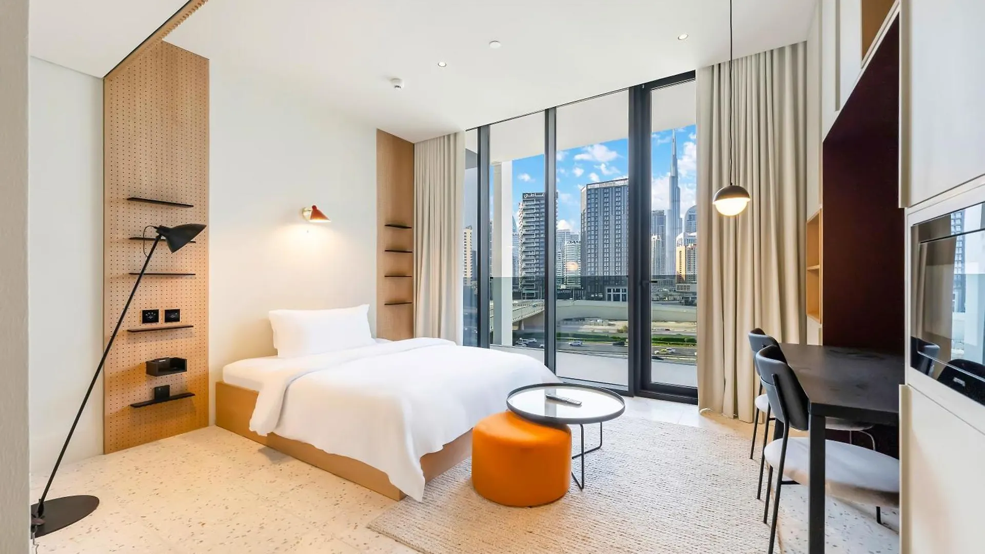 Fam Living - Upside Living - Wfh Friendly-Business Bay Apartment Dubai