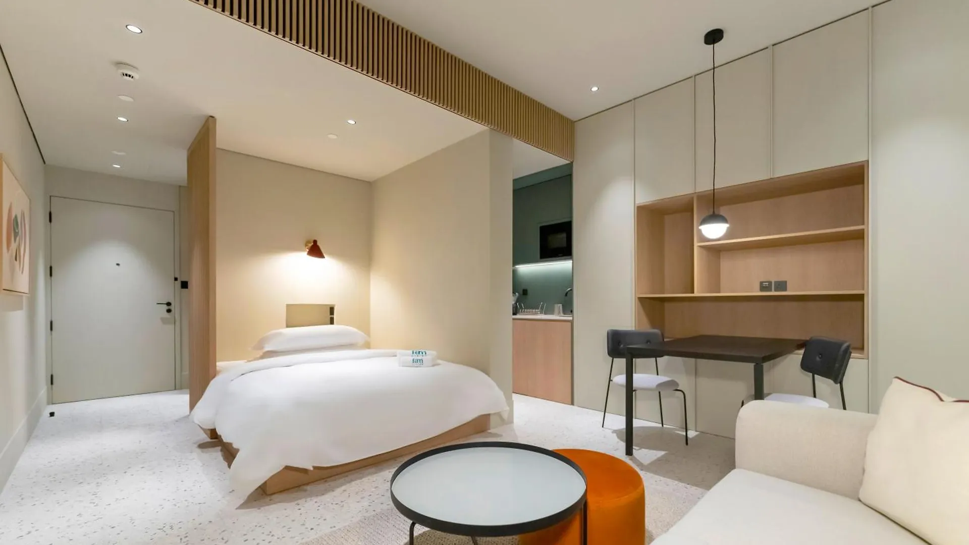 Fam Living - Upside Living - Wfh Friendly-Business Bay Apartment Dubai 0*,