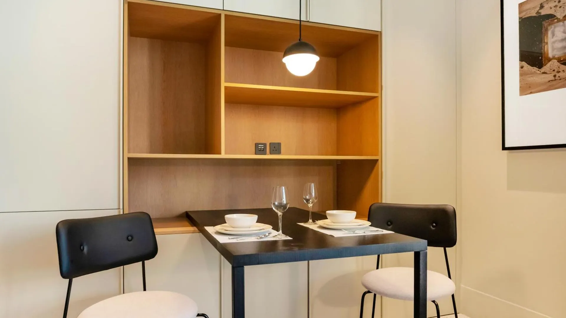 Fam Living - Upside Living - Wfh Friendly-Business Bay Apartment Dubai United Arab Emirates