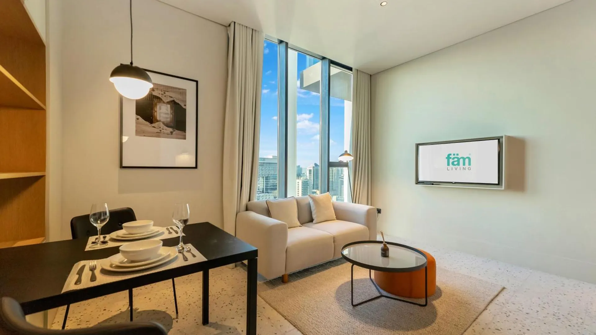 Fam Living - Upside Living - Wfh Friendly-Business Bay Apartment Dubai