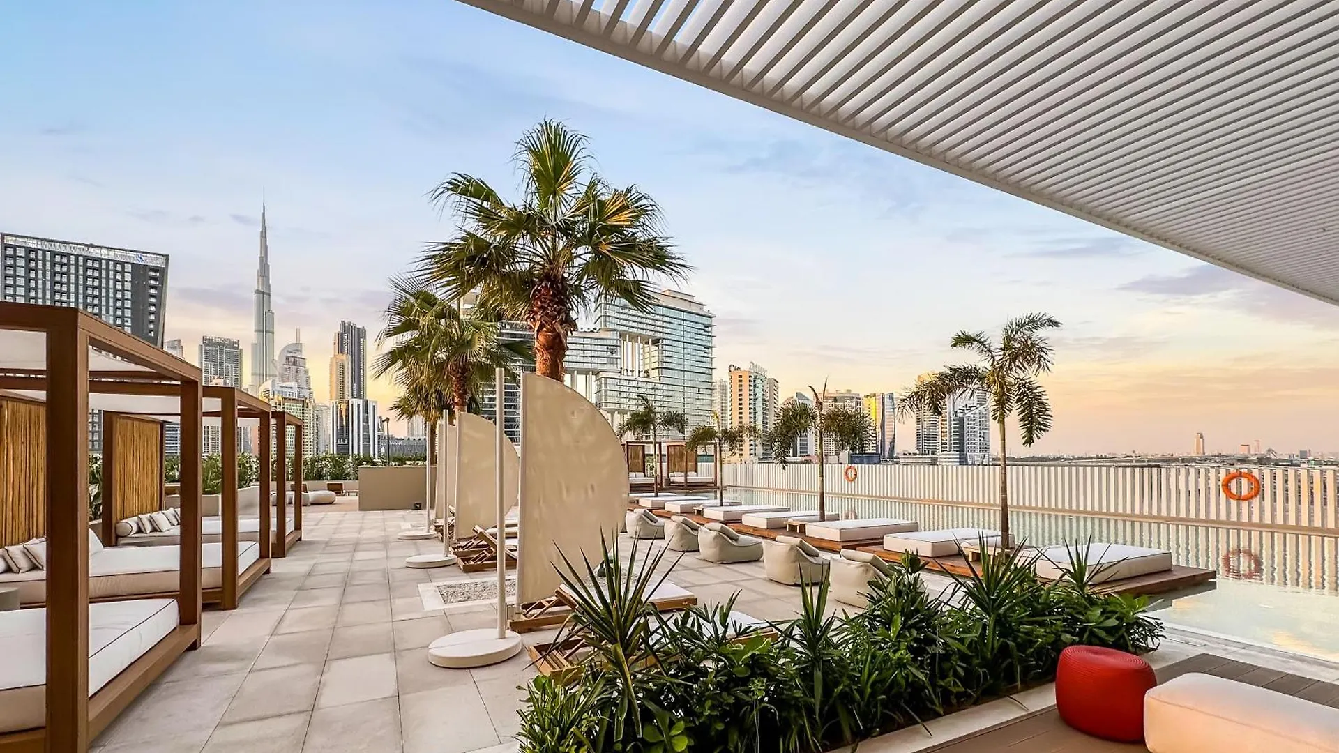 Fam Living - Upside Living - Wfh Friendly-Business Bay Apartment Dubai